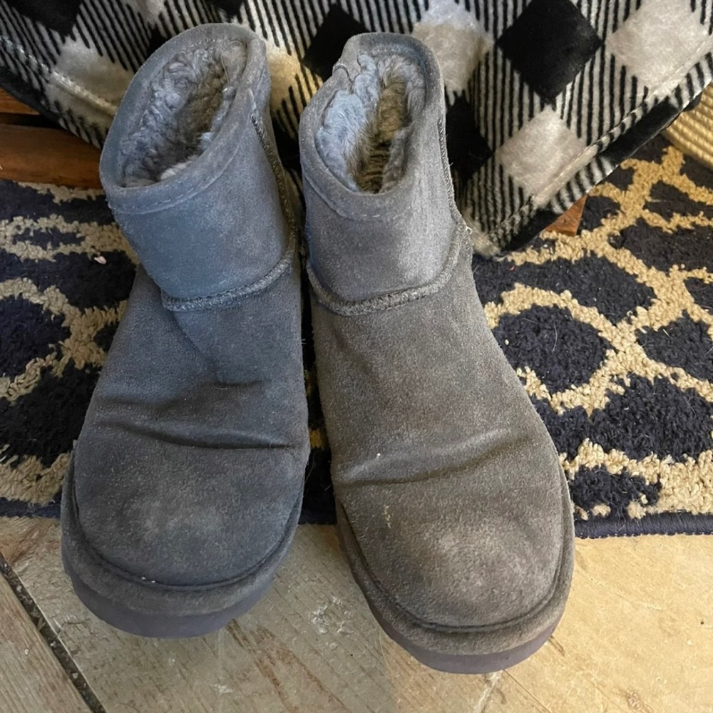 Bearpaw boots